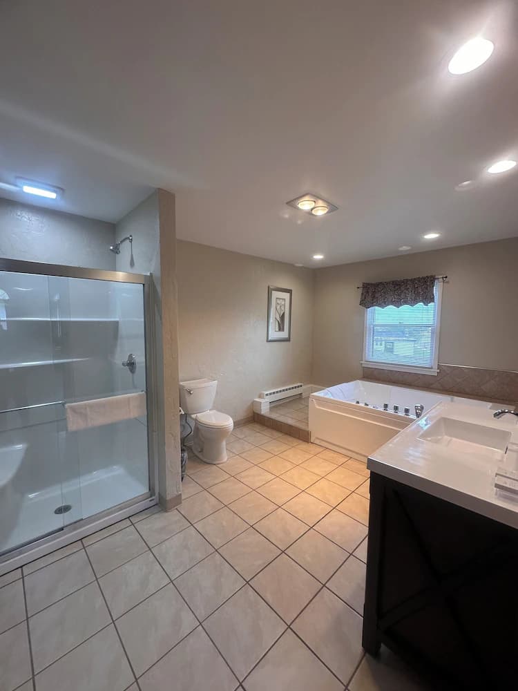 Jetted tub