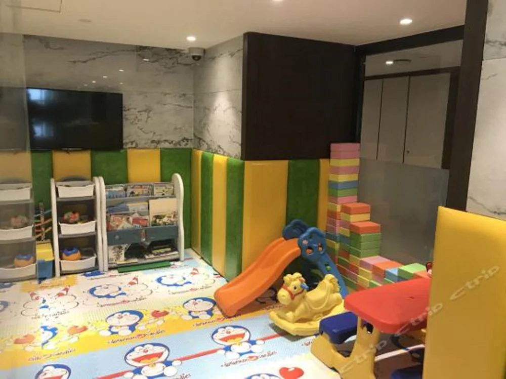 Children's play area - indoor