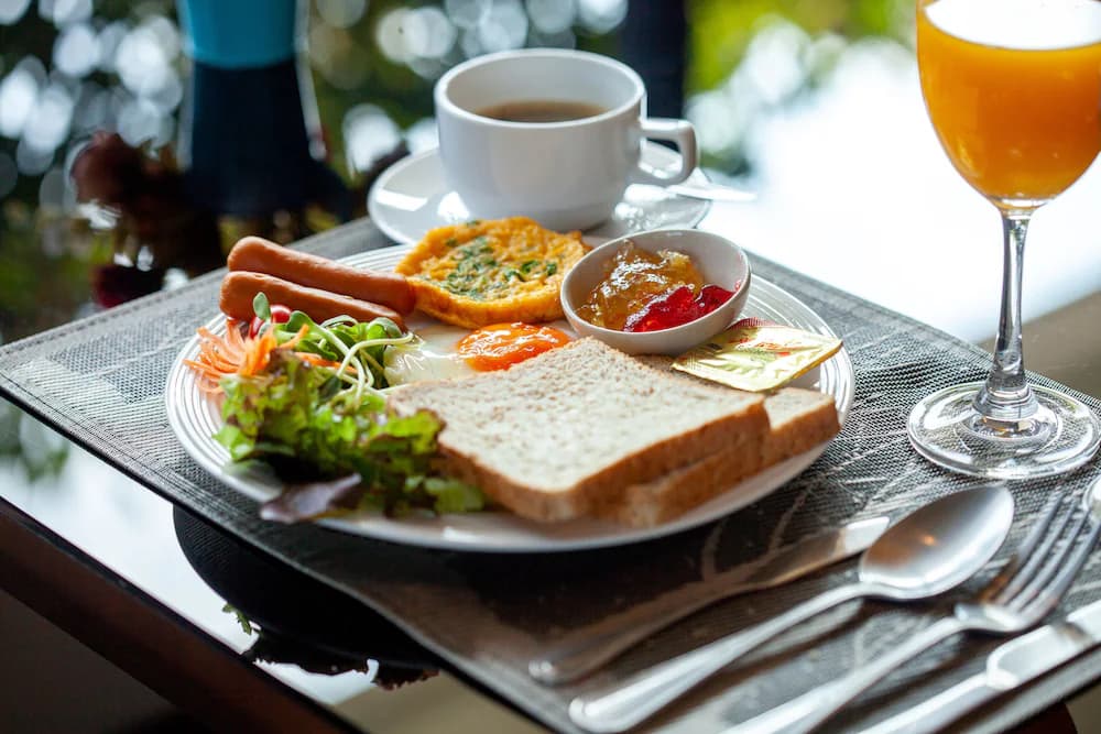 Breakfast buffet