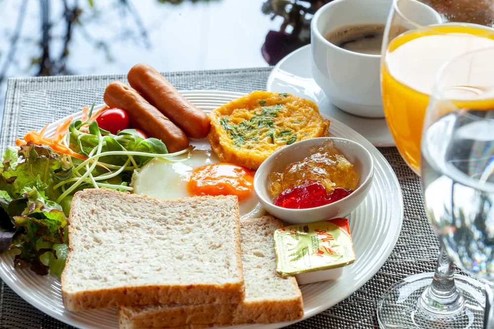 Breakfast buffet