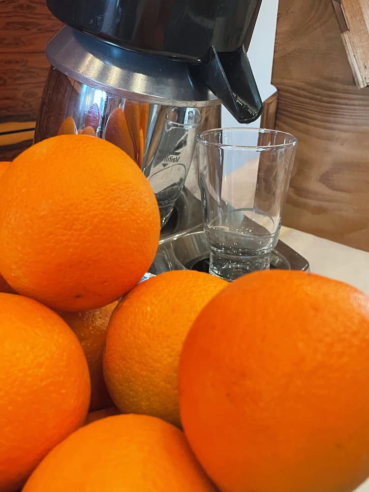 Breakfast buffet