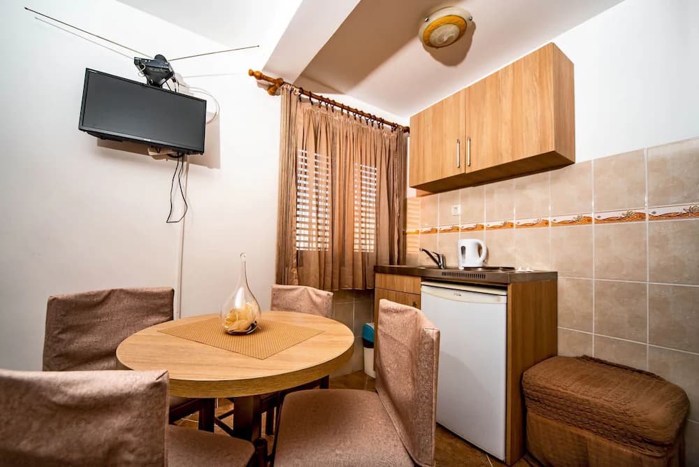 In-room dining