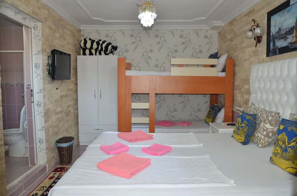 Children's theme room