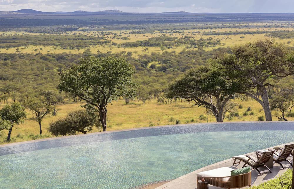 Infinity pool
