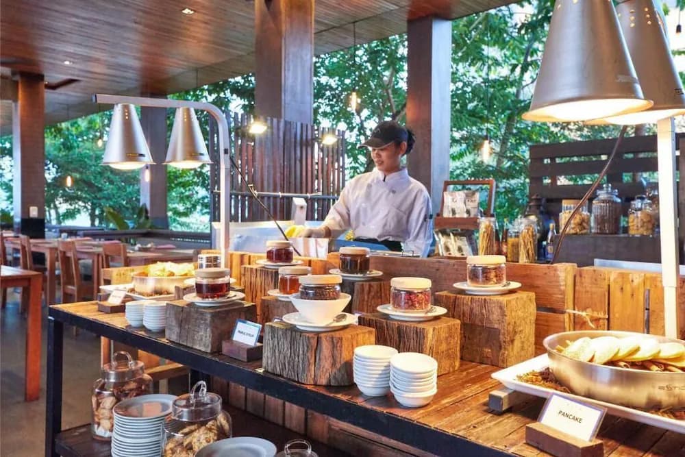 Breakfast buffet
