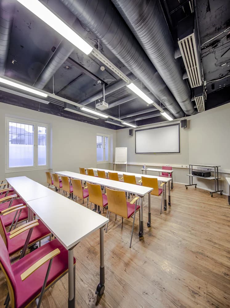 Meeting facility