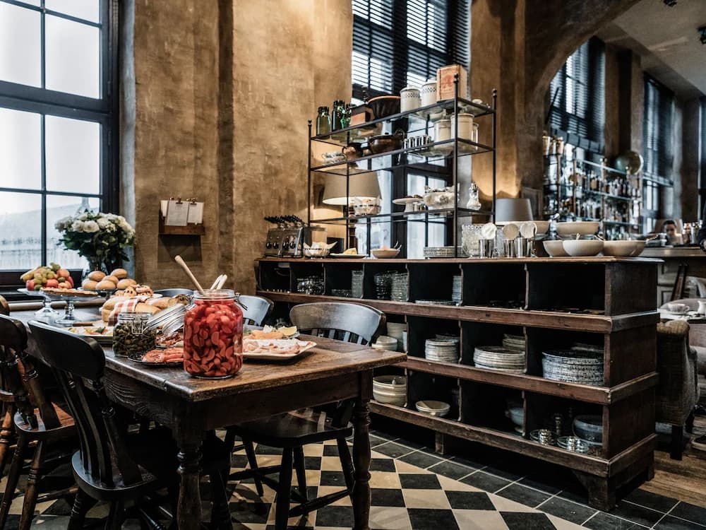 Breakfast buffet