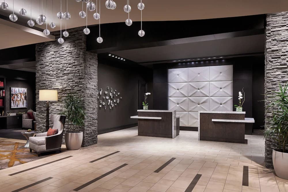 Lobby lounge