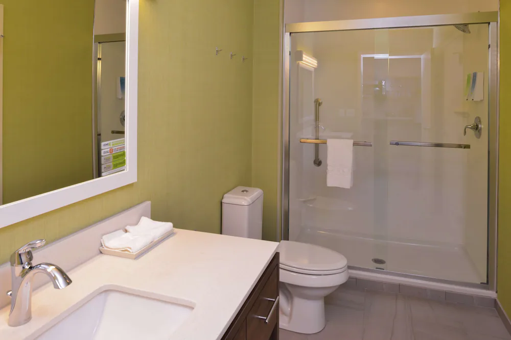 Bathroom shower