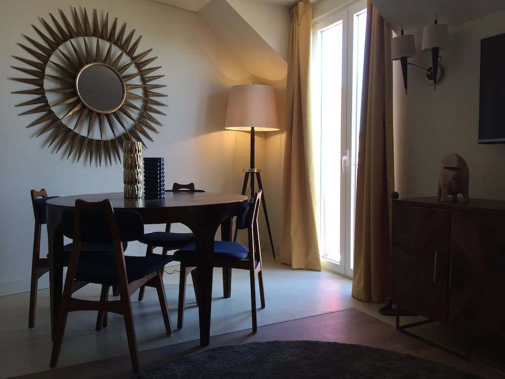 In-room dining