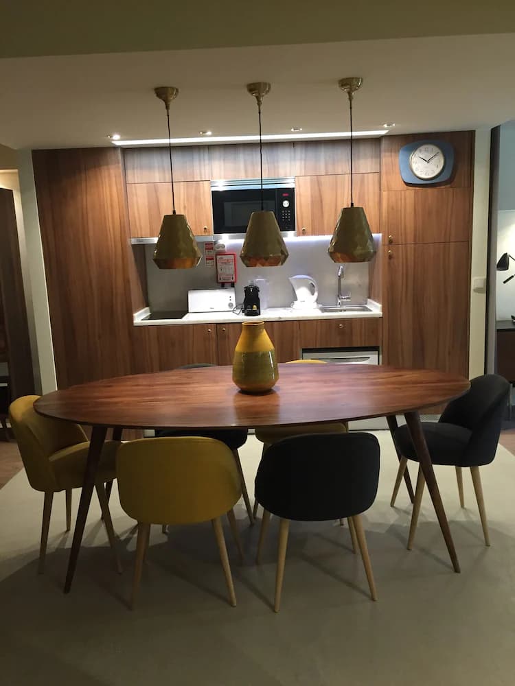 In-room dining
