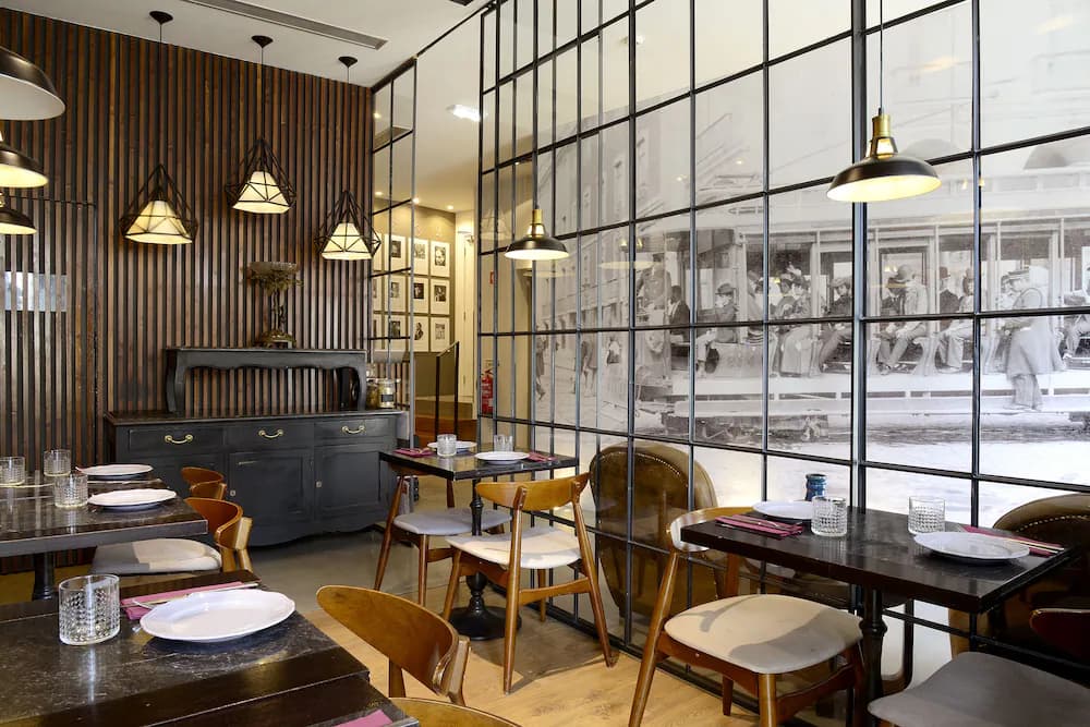 Breakfast area