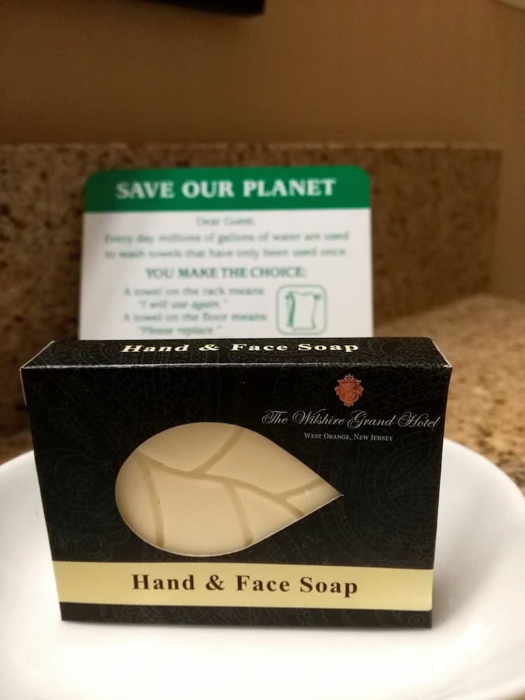 Bathroom amenities