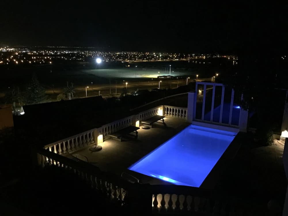 Rooftop pool