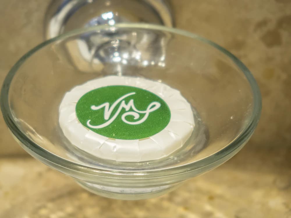 Bathroom amenities