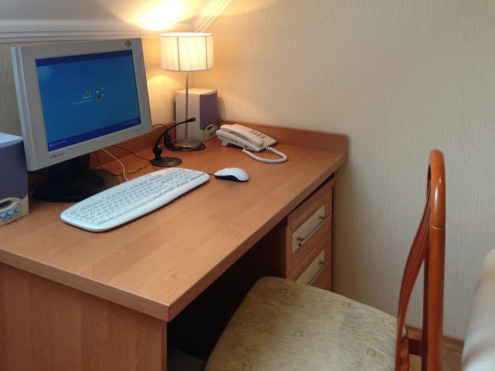 In-room business center