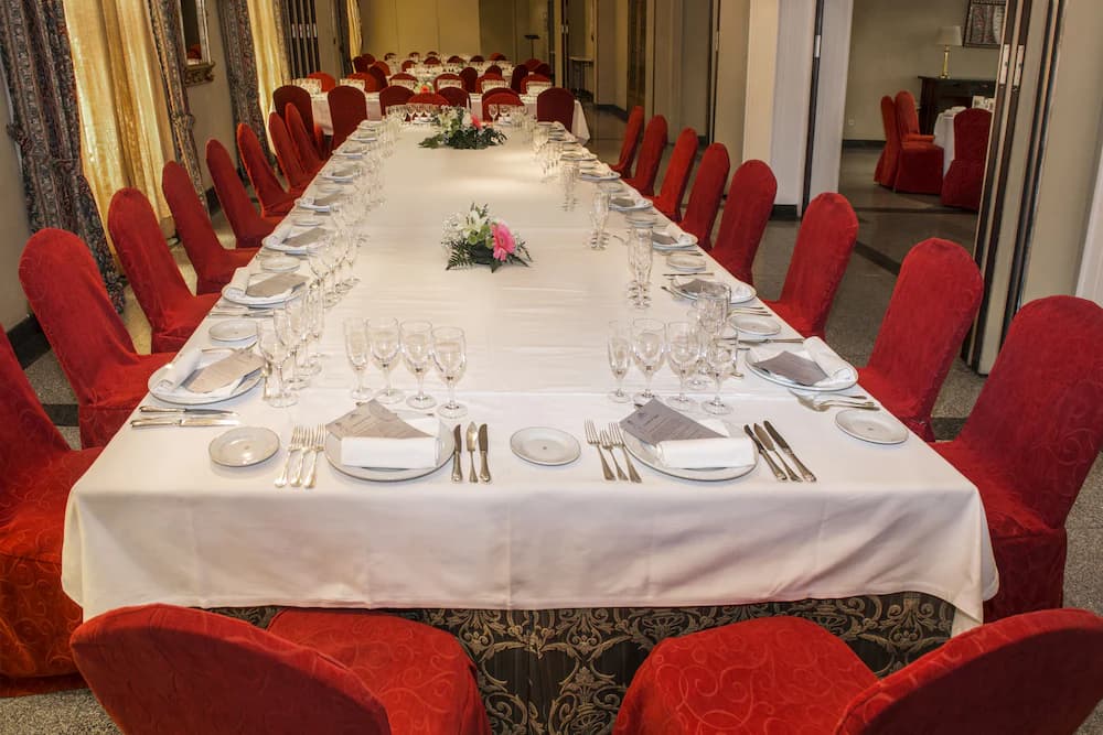 Banquet hall