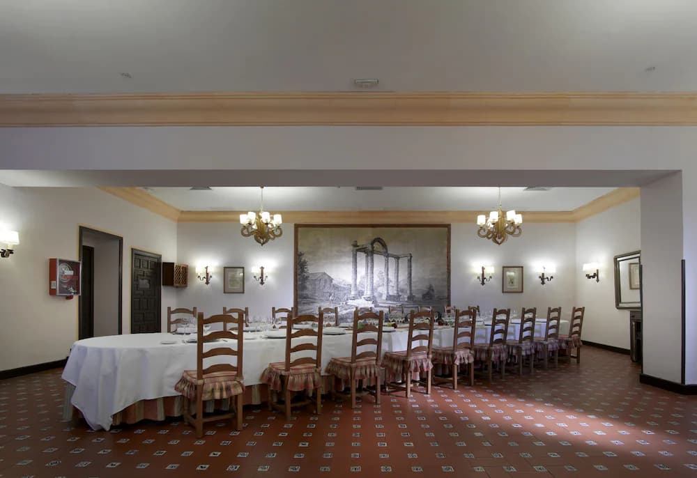 Banquet hall