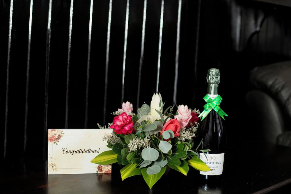 Champagne service