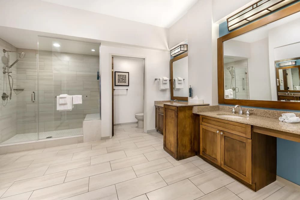 Bathroom shower