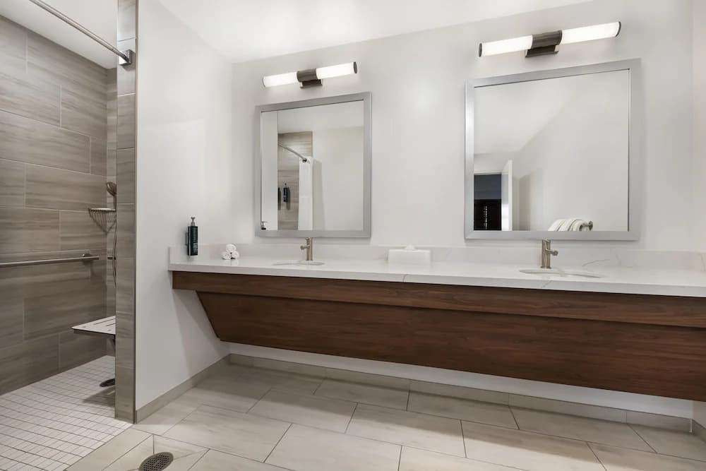 Bathroom shower