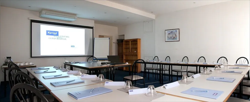 Meeting facility