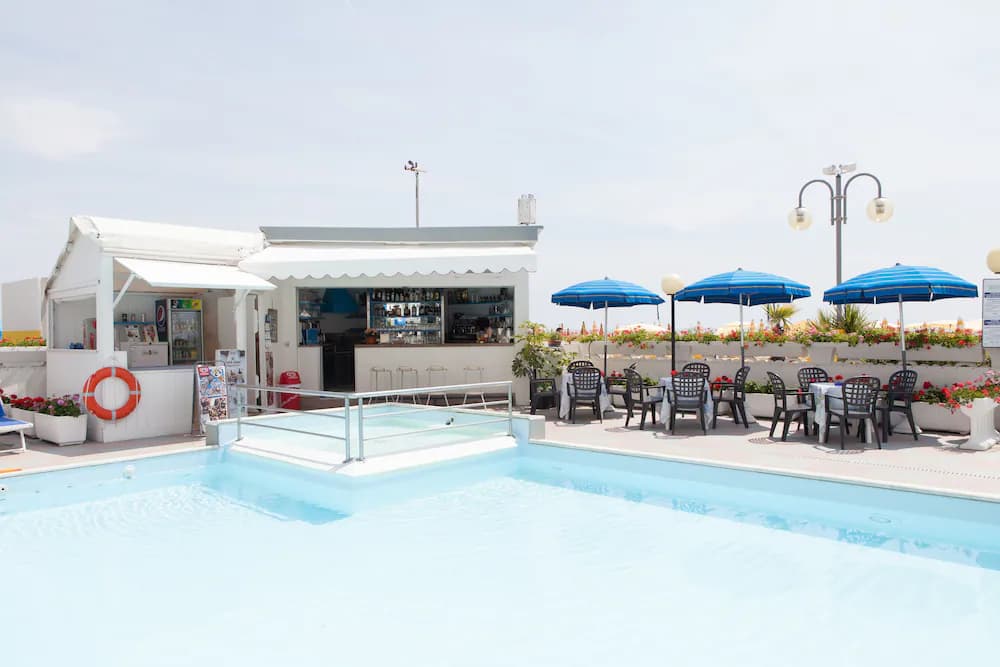 Poolside bar
