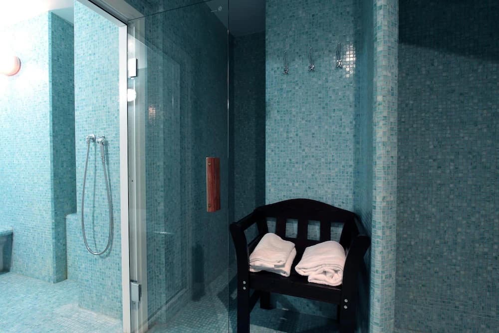 Steam room
