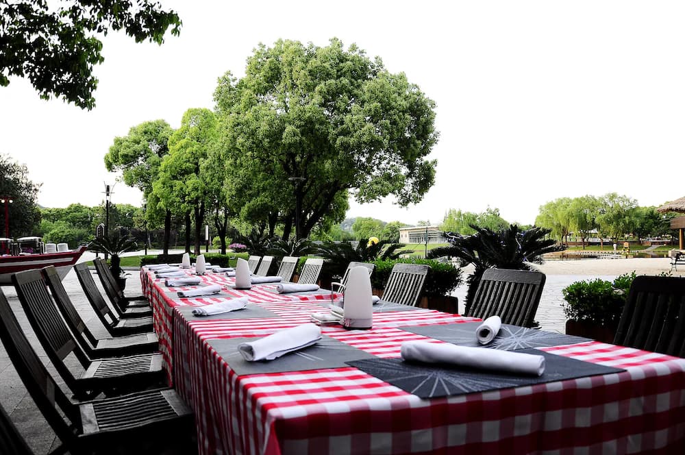 BBQ/picnic area