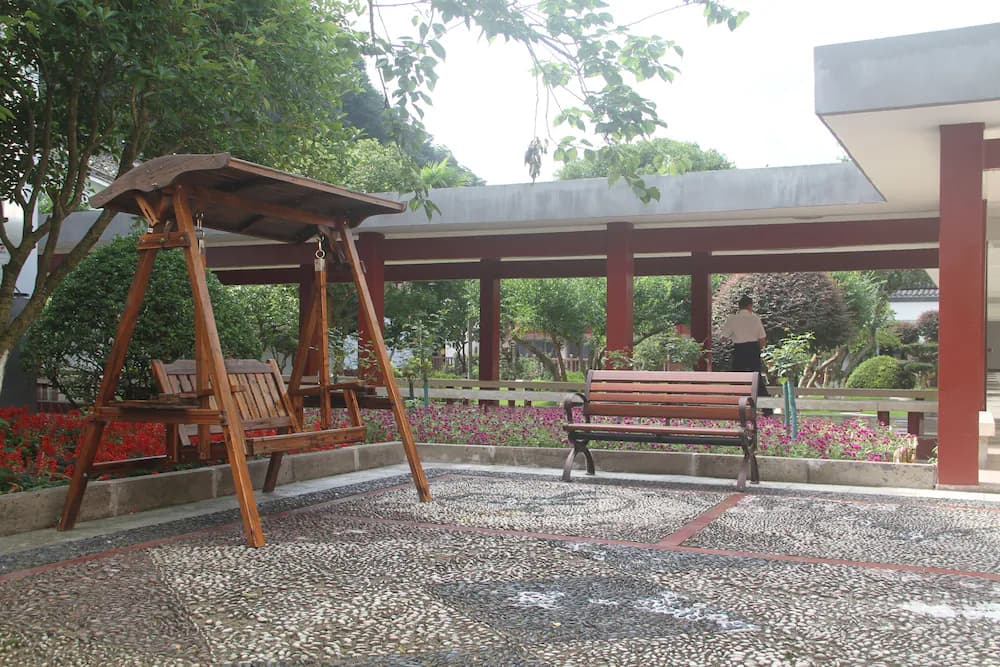 Children's play area - outdoor