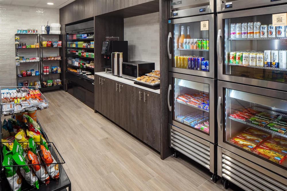 Snack bar