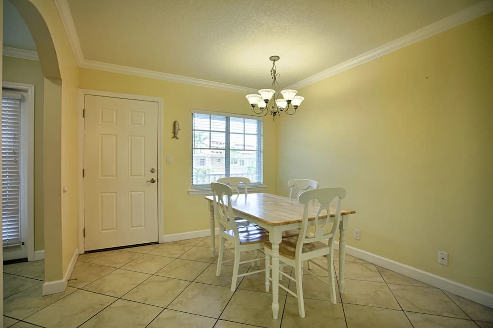 In-room dining