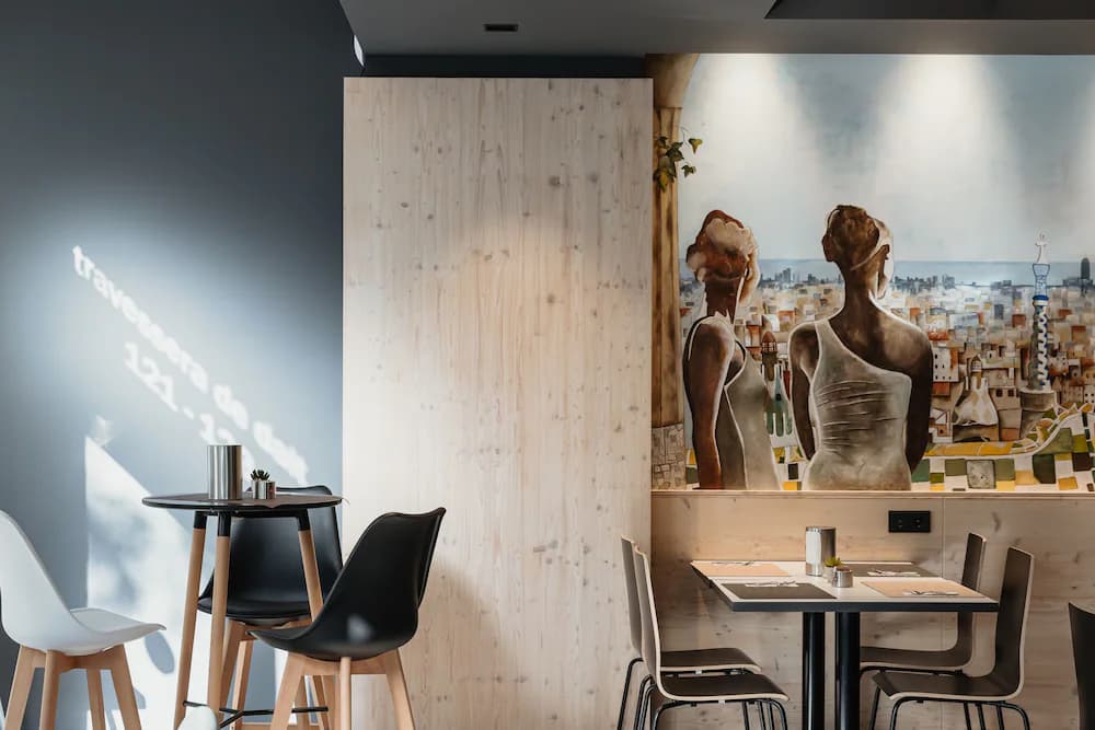 Breakfast area