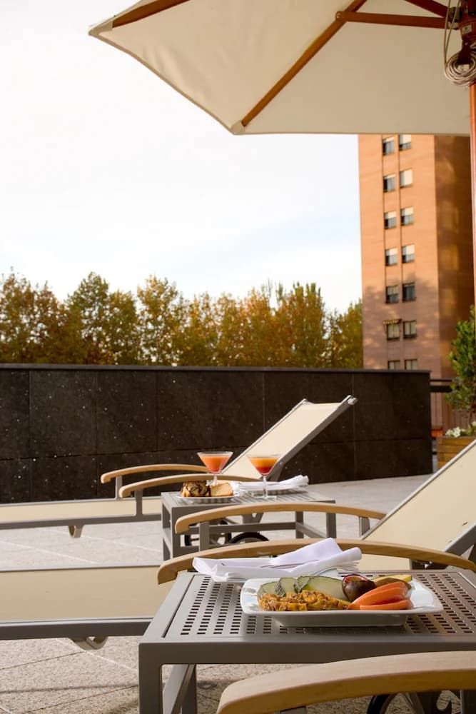 Sundeck