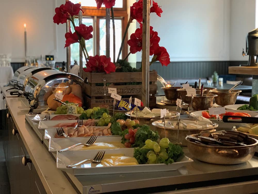 Breakfast buffet