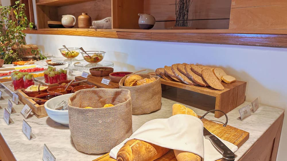 Breakfast buffet