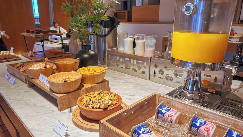 Breakfast buffet