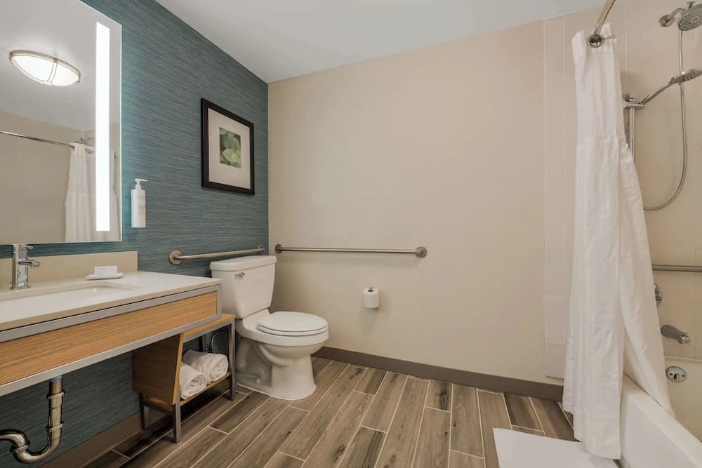 Bathroom shower