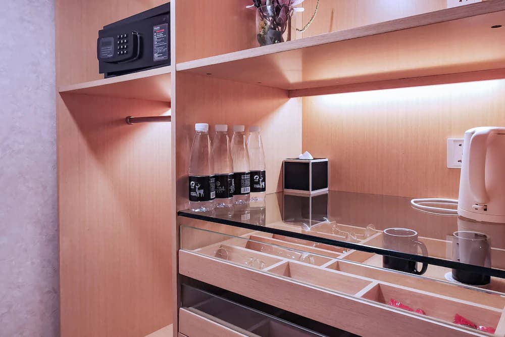 In-room dining