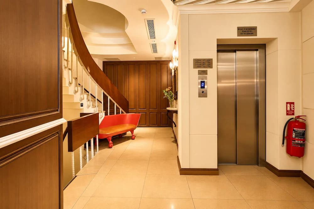 Elevator