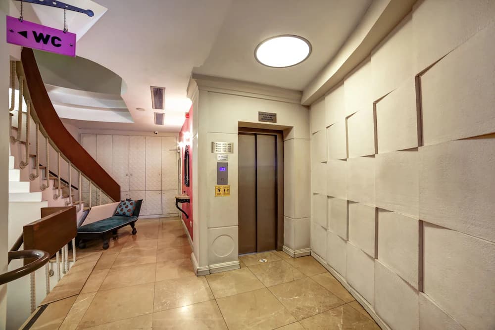 Elevator