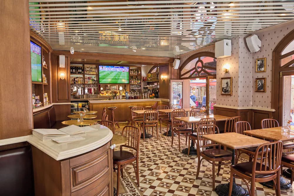 Restaurant