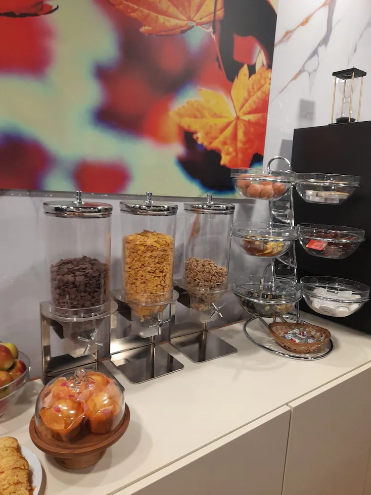 Breakfast area
