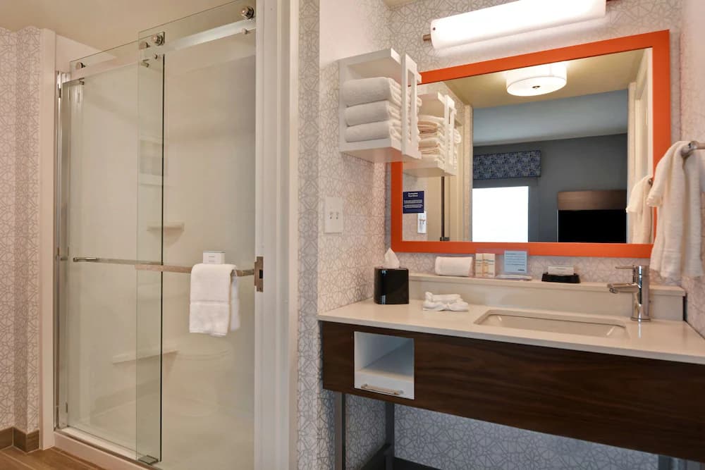 Bathroom shower