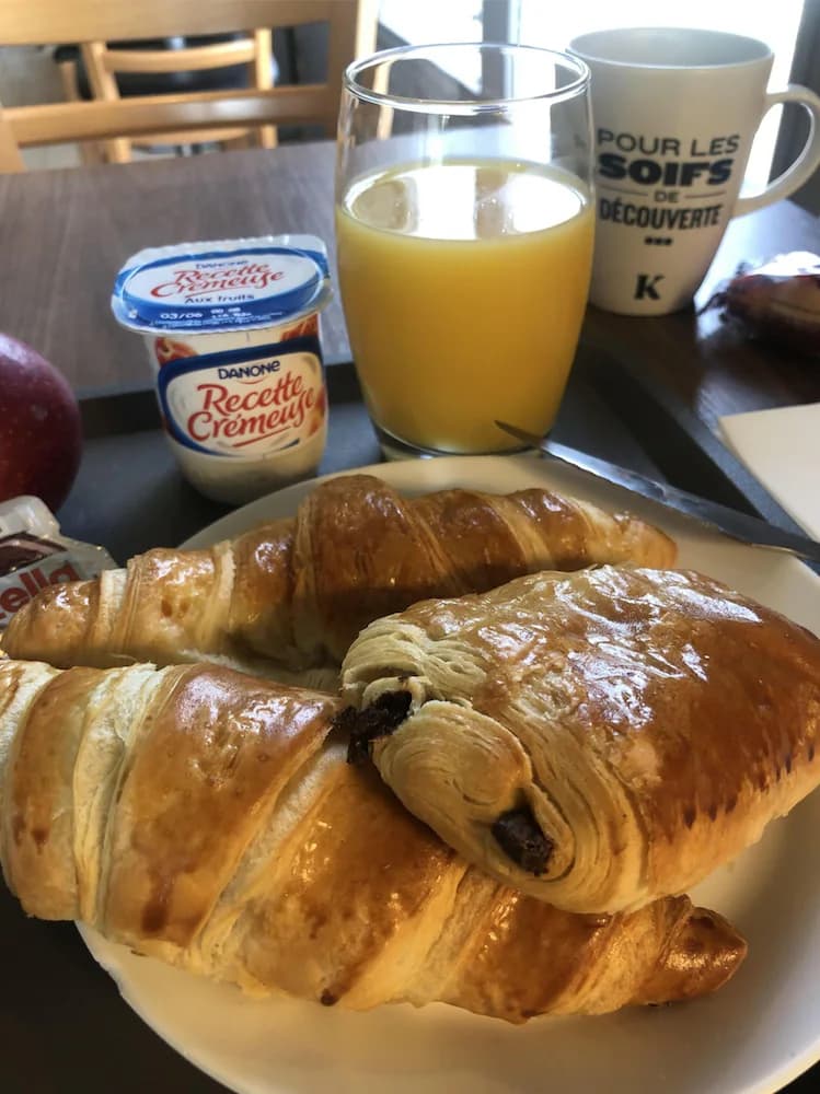 Breakfast area