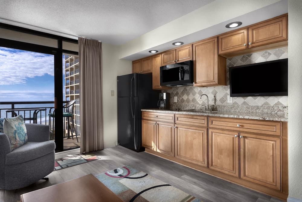 Private kitchenette