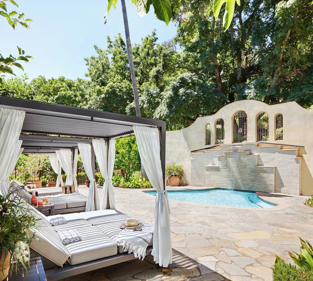 Pool waterfall