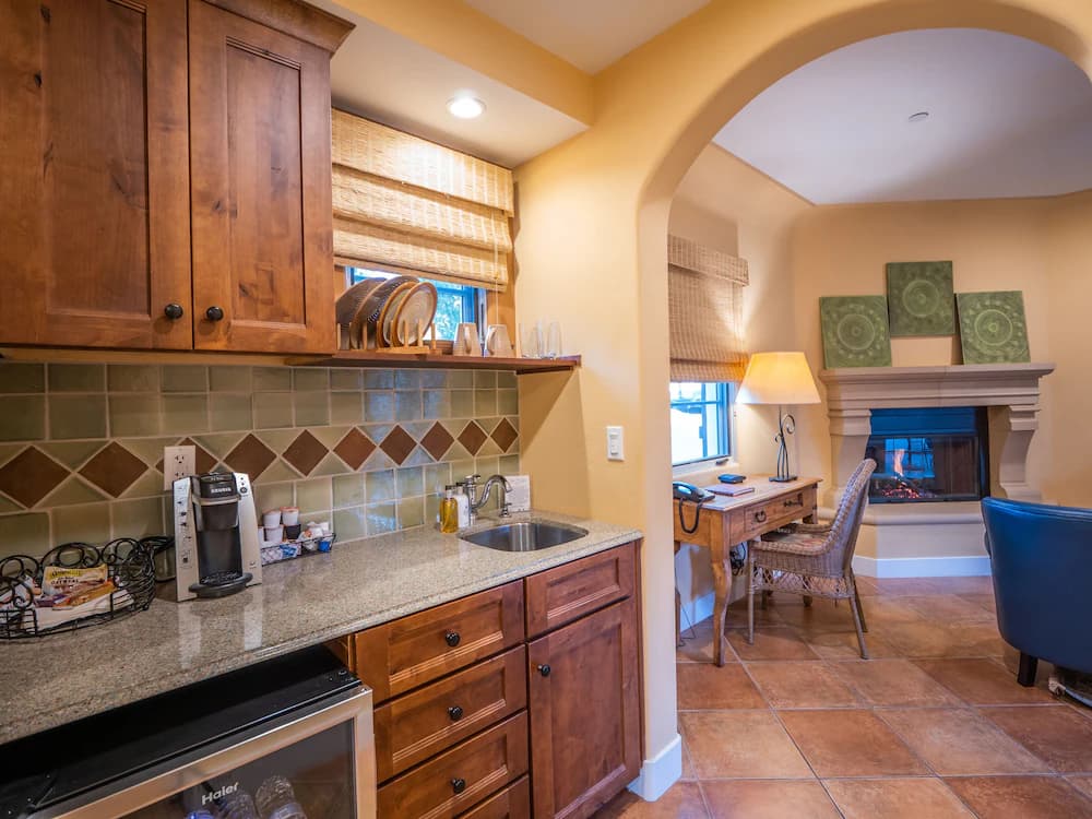 Private kitchenette