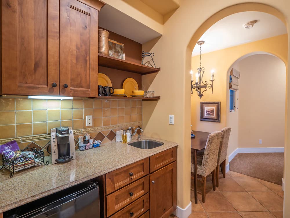 Private kitchenette