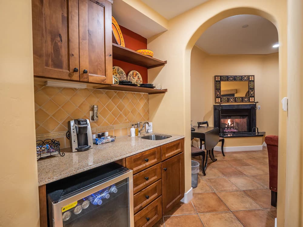 Private kitchenette